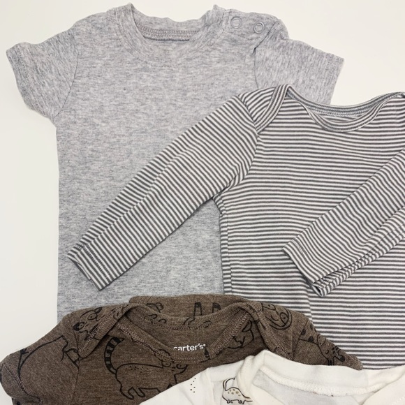 3-6M Carters Basics Onesies 4pc. Bundle - Picture 2 of 4